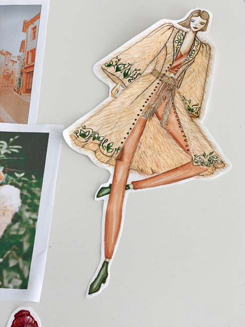 הגשת פרוייקט באיור אופנה בבית למעצב בחיפה